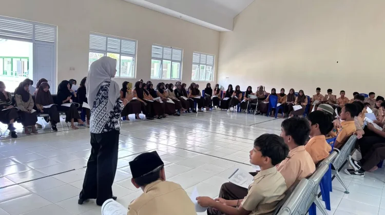 Cegah Nikah Dini dan Bangun Karakter Remaja