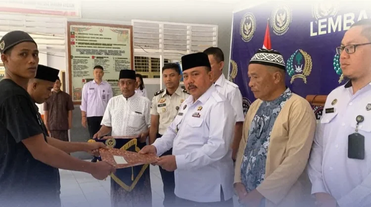 Puluhan  Warga Binaan Lapas Tahuna Terima Remisi  IdulFitri