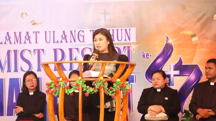 Bupati Sitaro Hadiri Ibadah HUT Ke-47  GMIST Resort Siau Barat