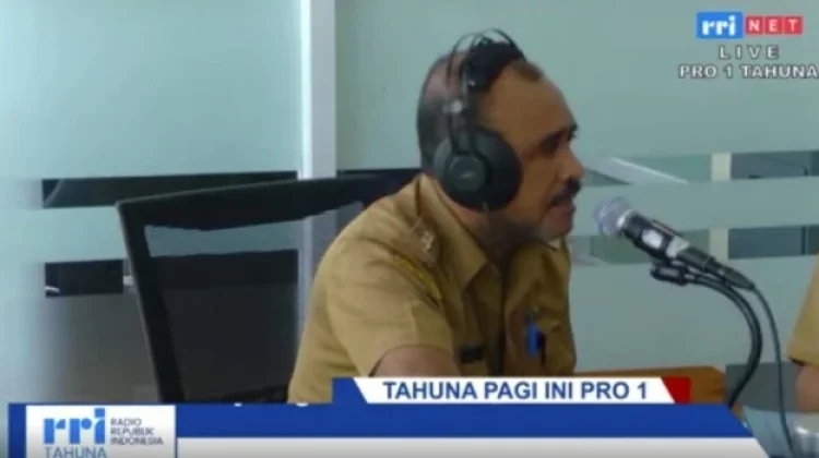 Lurah Mododahi Ajak Warganya Buang Sampah Tepat Waktu