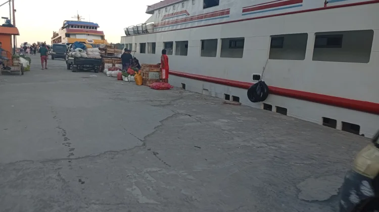 Masyarakat Gunakan Transportasi Laut Harus ada Tiket