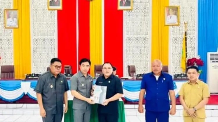 DPRD Gelar Rapat lintas Komisi Bahas LKPJ Bupati Thungari