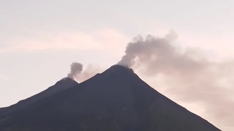 Aktivitas Gunung  Karangetang Meningkat,  Pemda Sitaro Imbau Waspada