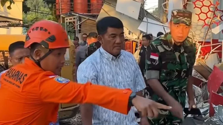 Gubernur Sulut Tinjau Bangunan Rusak akibat Gempa