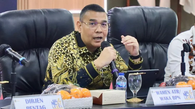 Wamen Ossy Soroti Pentingnya Komitmen dalam Pelayanan Publik