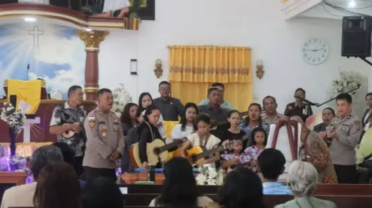 Polres Sangihe Gelar Minggu Kasih di Jemaat GMIST Maranatha