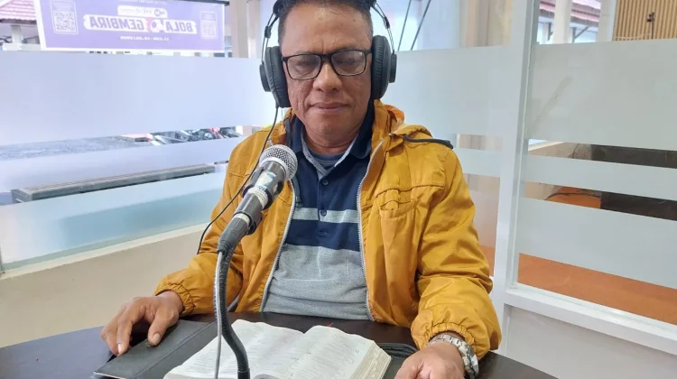Jangan Bawa Persoalan Hidup Kepada Manusia Datanglah Kepada Tuhan