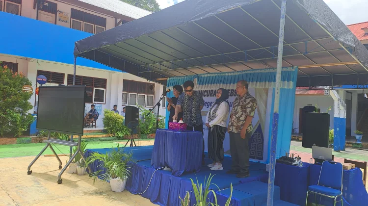 Bupati Sangihe Resmikan Situs Webside SMP Negeri 1 Tahuna