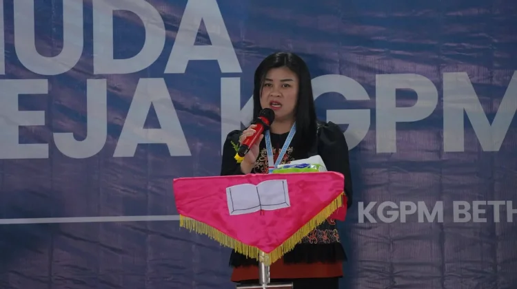 Bupati Sitaro Buka Pertemuan Raya KGPM di Balirangen