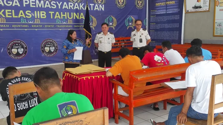 Warga Binaan Lapas Tahuna Ikuti Ujian Kesetaraan Paket