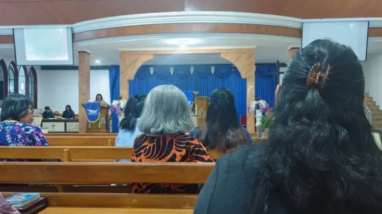 Keluarga yang Bersaksi Jadi Pesan Ibadah Kenaikan diJemaat Kendagu Ruata