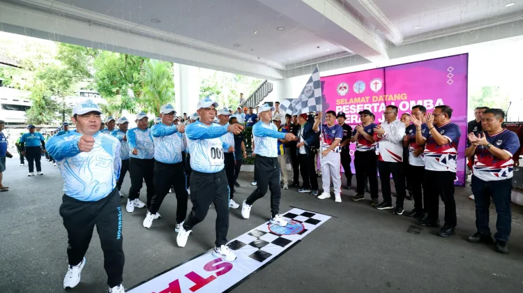 Gubernur Sulut Resmi Buka Lomba Gerak Jalan HUT PKB GMIM 2026