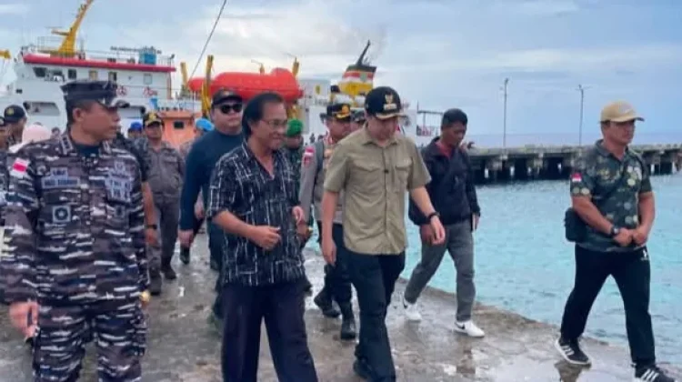 Kedua Pimpinan Daerah Kunjungi Masyarakat Perbatasan Marore terdampak Gempa