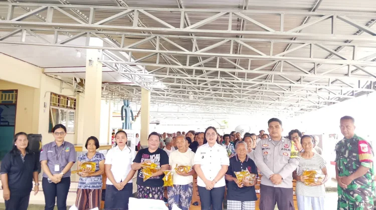 Penyaluran Bantuan Cadangan Pangan untuk 264 KK diKampung Laine