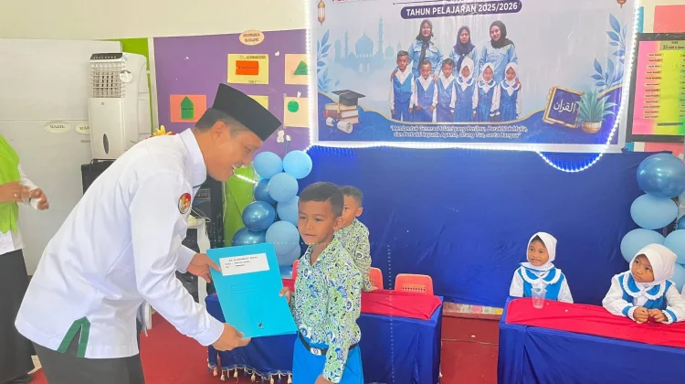 Ikhtitaamud Diraasati dan Penutupan Masa Studi RA Al-Khairaat Petta