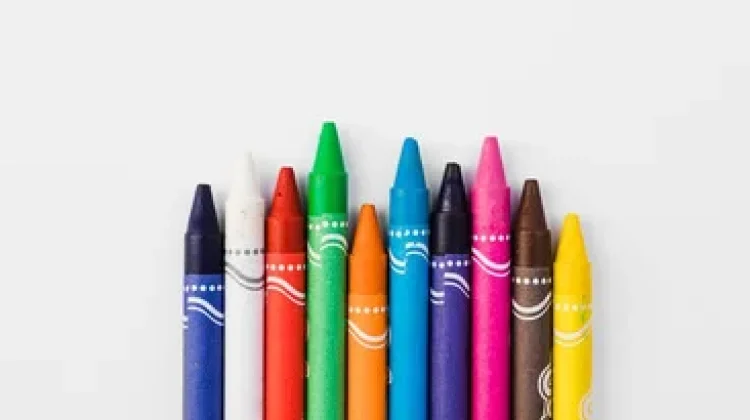 Krayon, Alat Gambar Favorit Anak-anak