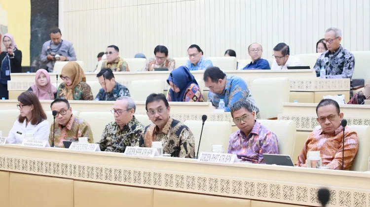 Sekjen ATR/BPN Paparkan Progres Tujuh Layanan Prioritas kepada Komisi II DPR RI