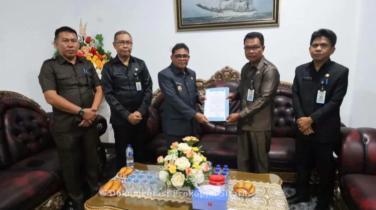 Plt Bupati Sitaro Serahkan Tugas kepada Lima Plt Kepala OPD