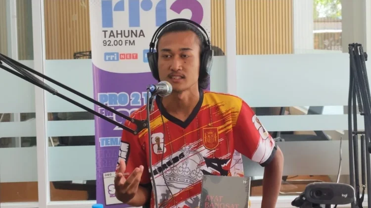 Rama Ardiansyah Buktikan Pemuda Sangihe Mampu Bersaing di Dunia Literasi