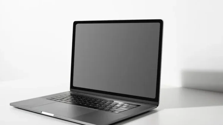Laptop Perangkat Andalan untuk Produktivitas kerja