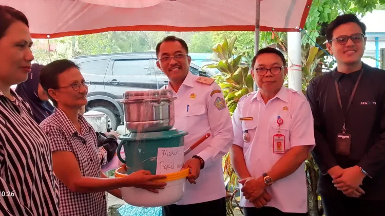 Kementrian Sosial Berikan Bantuan bagi 84 Penerima Manfaat di Sangihe