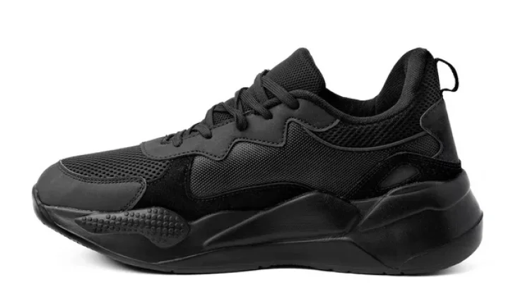 Sneakers, Sepatu Serbaguna Penunjang Gaya Hidup