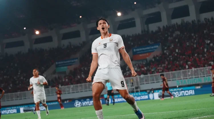 Siapa Mitchell Baker? Striker Naturalisasi yang Langsung Cetak Hattrick