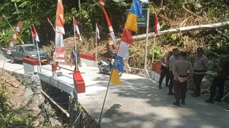 Pemda dan Warga Apresiasi bagi TNI-Polri Tuntaskan Jembatan Garuda di Bakalaeng