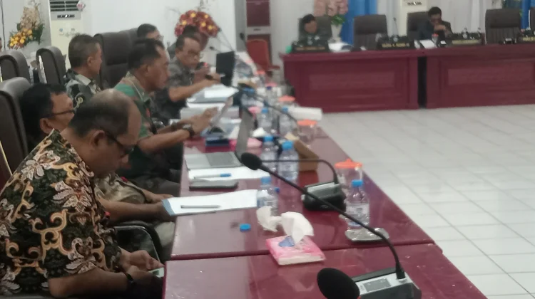 Pimpinan dan Anggota DPRD Dorong Perangkat Daerah Serius Capai Target PAD