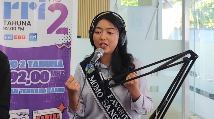 Regina Sasauw Buktikan Batas Usia Bukan Halangan Ukir Prestasi