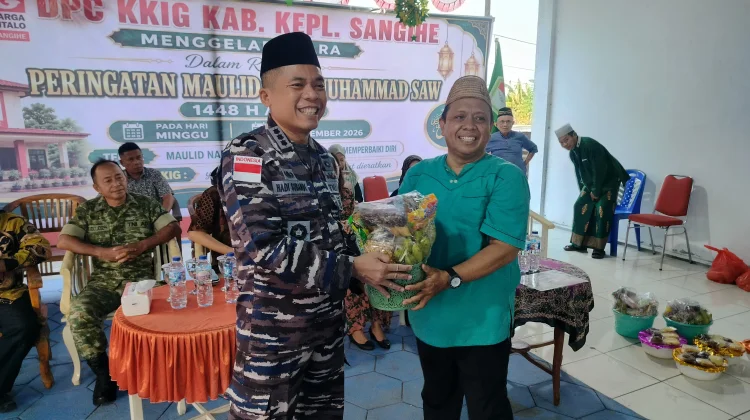 Danlanal Tahuna Kagumi Kerukunan Umat di Sangihe