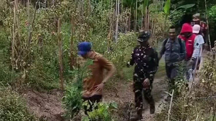 Menembus Medan Terjal, Bupati Sangihe Tembus ke titik Lokasi Kebakaran Gunung Awu