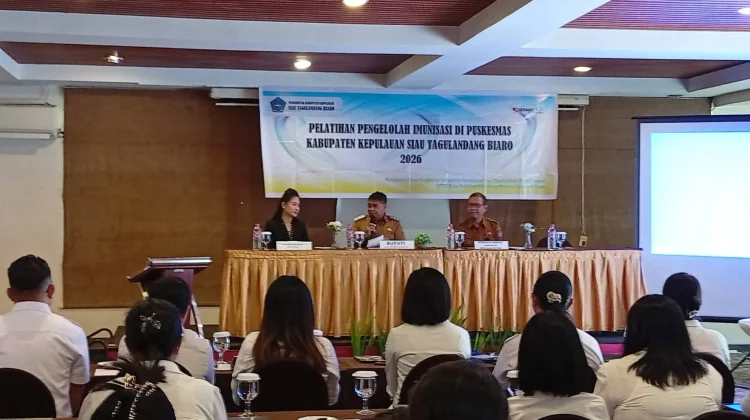 Plt. Bupati Sitaro Buka Pelatihan Pengelola Imunisasi Puskesmas Tahun 2026