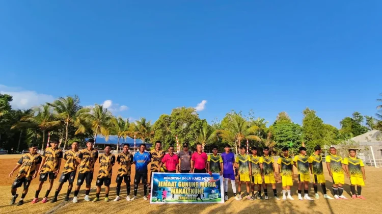 Polsek Tamako Hadiri Pembukaan Sepak Bola Mini di Makalekuhe