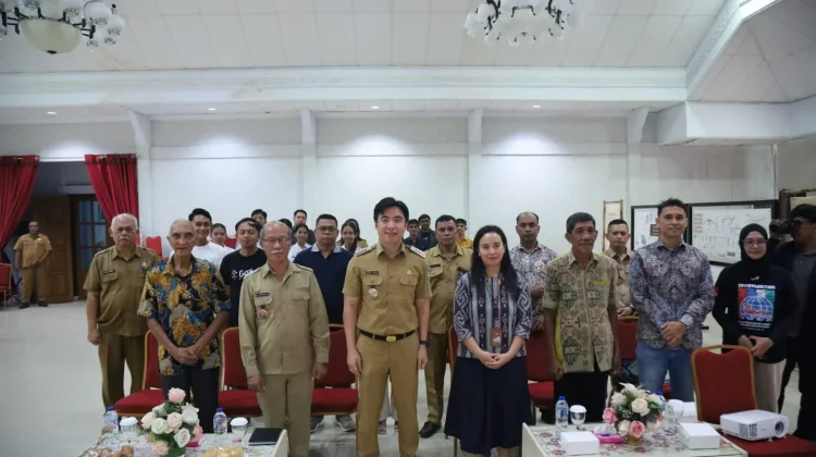 Bupati Thungari Buka Seminar Budaya, Dorong Rumah Tradisional Menjadi Ruang Hidup