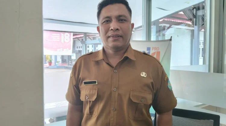 Guru Perbatasan Hadapi Jarak Demi Pendidikan