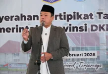 Menteri Nusron Serahkan 3.922 Sertifikat Aset Pemprov Jakarta