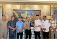 PLN Pusat Bantu 5 Unit Genset untuk Sangihe