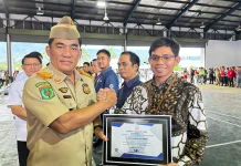 PLN UP3 Tahuna Terima Penghargaan dari Gubernur Sulut