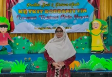 Komariah : Makna Idul Fitri Kembali ke Fitrah Membuka Pintu Maaf