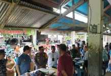 Kapolres Sangihe Pastikan Operasi Pasar Berjalan Aman