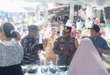 ,Kapolres Sangihe   Memantau Operasi Pasar