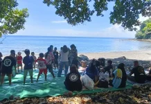 SEKAMI Paroki Tahuna  Rayakan Paskah di Pantai Kolongan