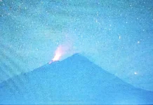 Gunung Karangetang Bergemuruh dan Semburkan lava Pijar