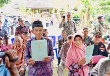 Sertifikat Tanah Mbah Tupon Kembali ke Tangan yang Berhak