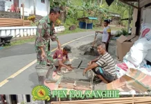 Kehadiran Babinsa Ringankan Beban Pembangunan Rumah Warga