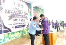 Penamatan Siswa kelas XII SMTK GMIST Tahuna