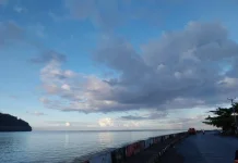 Prakiraan Cuaca Siang-Sore Hari Berawan hingga Hujan Ringan