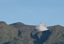 Pemda Larang Aktivitas di 4KM terkait Peningkatan Status Level III Gunung Awu