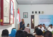 Lurah Mododahi Apresiasi Rat Perdana KMP Kelurahan Tona Satu